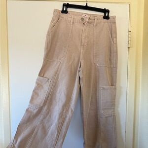 BP women’s light tan cargo pants